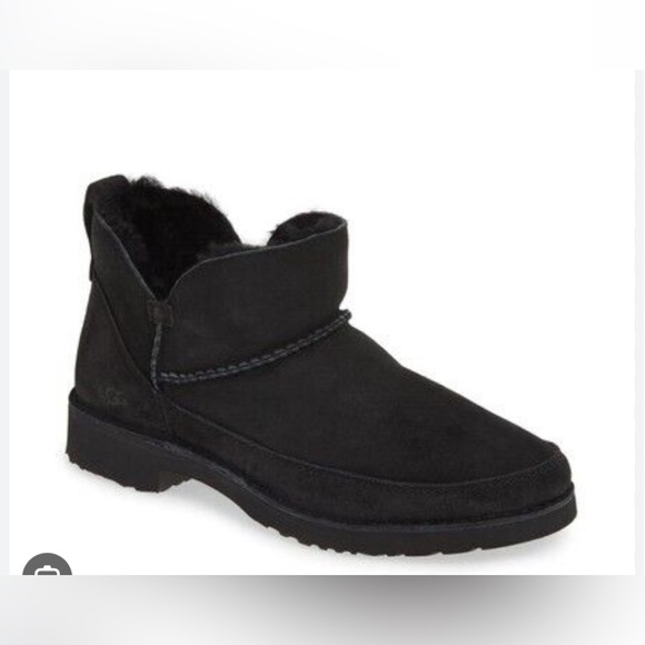 ISO black Melrose or McKay in size 7 or 6 - Picture 2 of 2